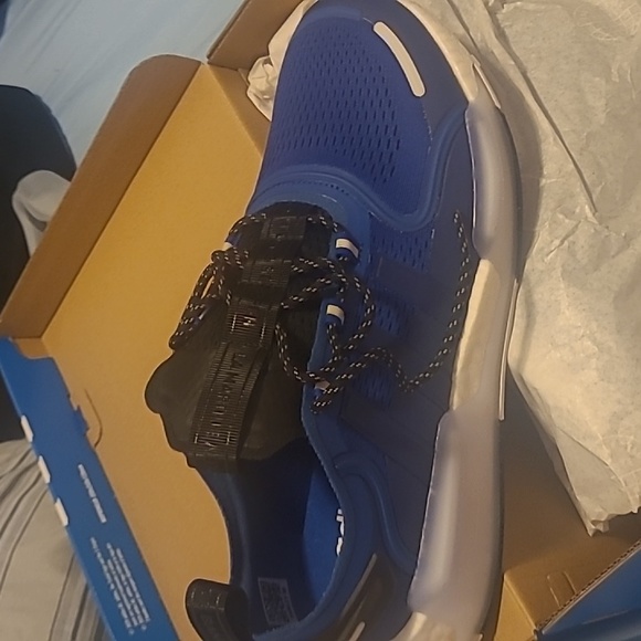 Adidas NMD V3 - Picture 4 of 10